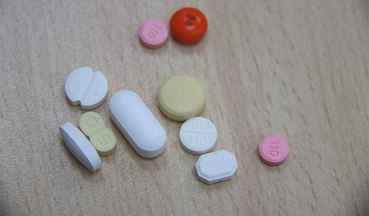 正在服用特定藥物者